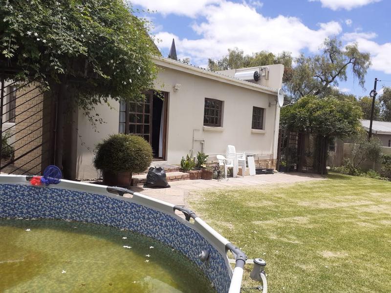 4 Bedroom Property for Sale in Albertinia Western Cape